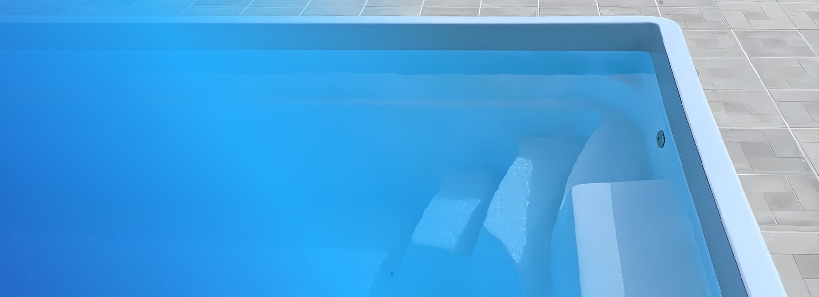 Бордюрный камень для бассейна — установка в Жигулевске